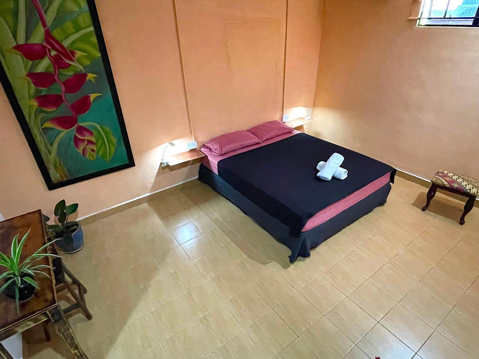 Home Sol Guesthouse Pantai Cenang  Exterior foto
