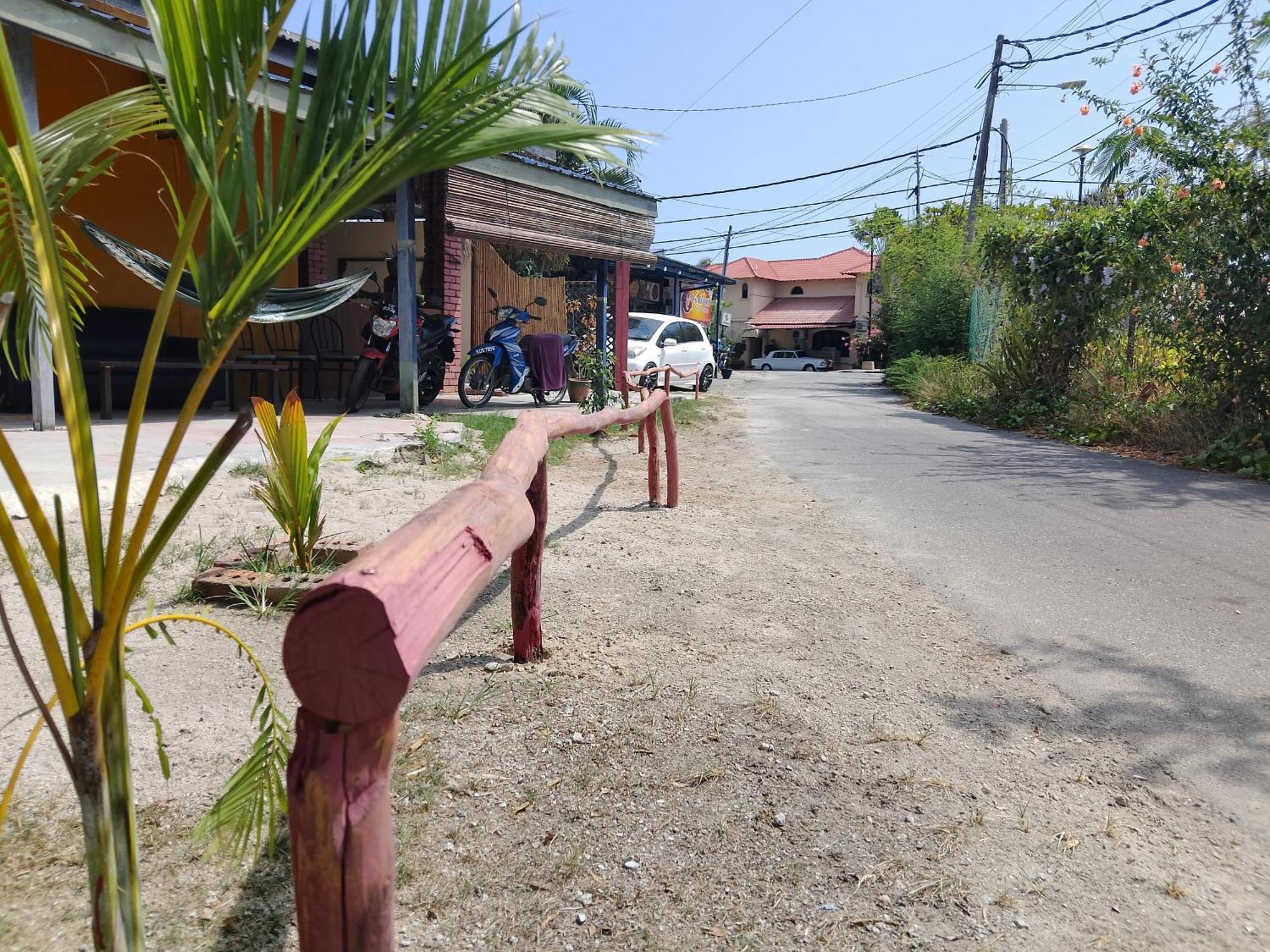 Home Sol Guesthouse Pantai Cenang  Exterior foto